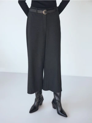 Reserved - Spodnie culotte z paskiem - czarny