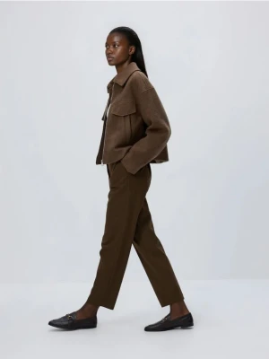 Reserved - Spodnie cygaretki - oliwkowy