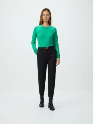 Reserved - Spodnie cygaretki z paskiem - czarny