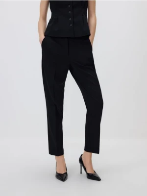 Reserved - Spodnie cygaretki z wiskozą - czarny