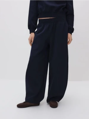 Reserved - Spodnie dresowe barrel - granatowy