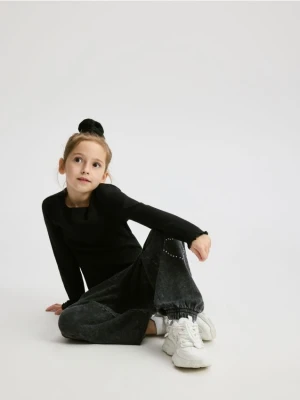 Reserved - Spodnie dresowe z aplikacją - czarny