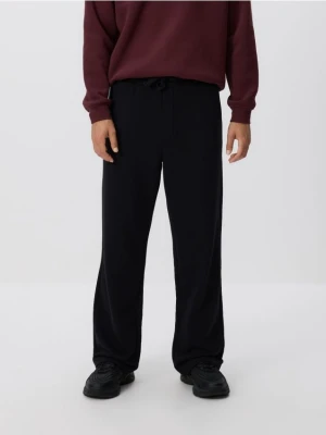 Reserved - Spodnie dresowe z bawełną - czarny