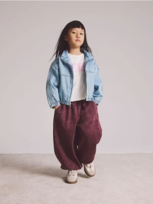 Reserved - Spodnie dresowe z efektem sprania - bordowy