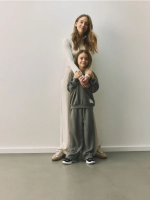 Reserved - Spodnie dresowe z modalem - ciemnoszary