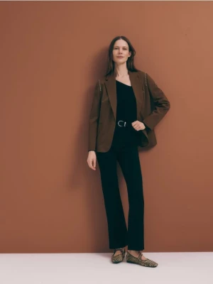 Reserved - Spodnie flare z paskiem - czarny