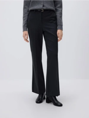 Reserved - Spodnie flare z paskiem - jasnoszary