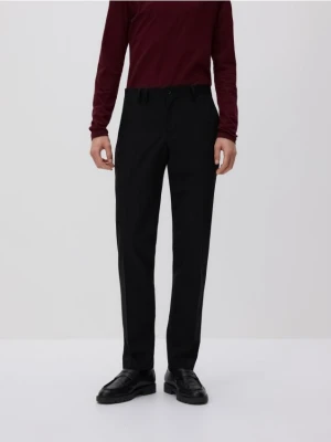 Reserved - Spodnie garniturowe slim fit - czarny