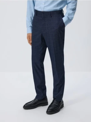 Reserved - Spodnie garniturowe slim fit - granatowy