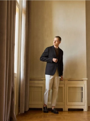 Reserved - Spodnie garniturowe z kantem - beżowy