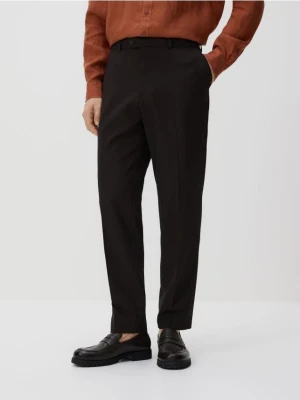 Reserved - Spodnie garniturowe z kantem - ciemnobrązowy