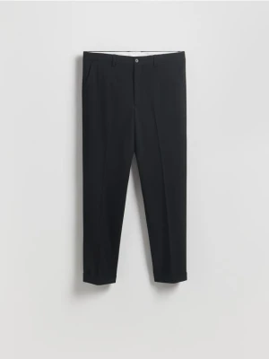 Reserved - Spodnie garniturowe z kantem - czarny