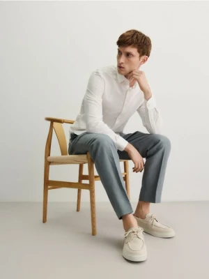 Zdjęcie produktu Reserved - Spodnie garniturowe z lnem - jasny zielony