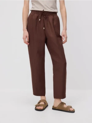 Reserved - Spodnie jogger z lnem - brązowy