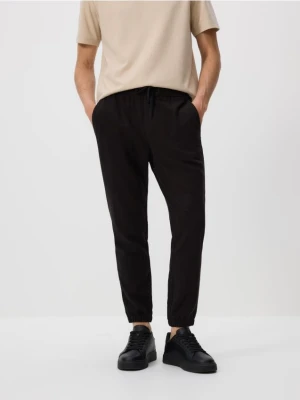 Zdjęcie produktu Reserved - Spodnie jogger z lnem - czarny