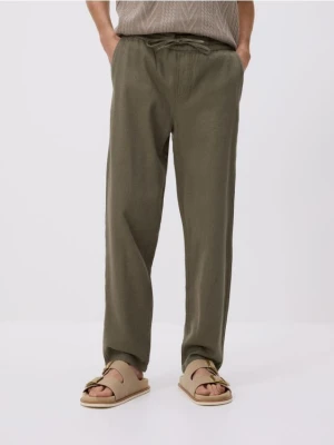 Reserved - Spodnie jogger z lnem - oliwkowy