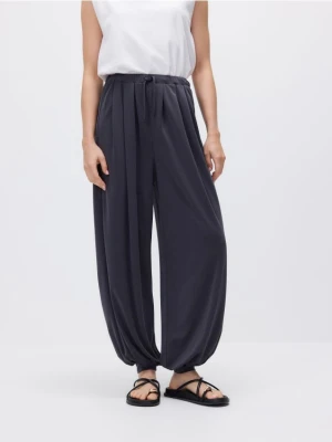 Reserved - Spodnie jogger z modalem - ciemnoszary