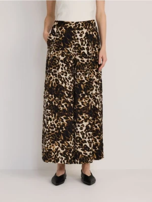 Reserved - Spodnie palazzo ze zwierzęcym wzorem - wielobarwny
