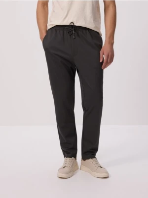 Reserved - Spodnie regular fit - ciemnoszary