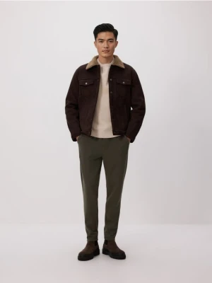 Reserved - Spodnie regular fit - jasny zielony