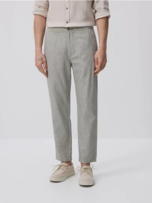 Reserved - Spodnie regular fit z lnem - ciemnozielony