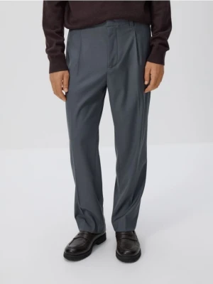 Reserved - Spodnie regular z kantem - niebieski