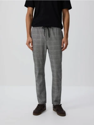 Reserved - Spodnie slim fit w kratę - jasnoszary