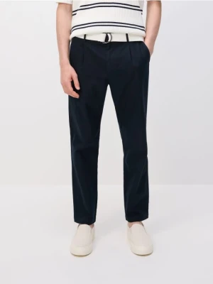 Reserved - Spodnie slim z dodatkiem lnu - granatowy
