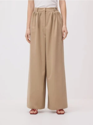 Reserved - Spodnie wide leg - beżowy