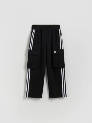 Reserved - Spodnie wide leg cargo z lampasami - czarny