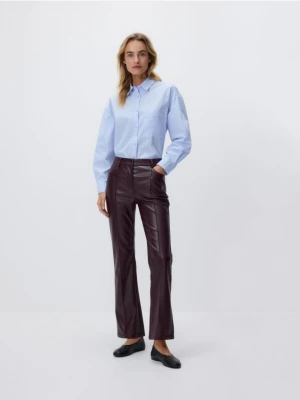 Reserved - Spodnie z imitacji skóry - bordowy