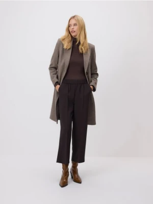 Reserved - Spodnie z kantem - ciemnobrązowy