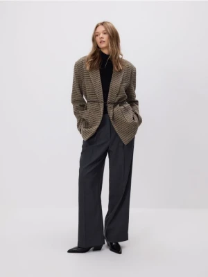 Reserved - Spodnie z kantem - szary