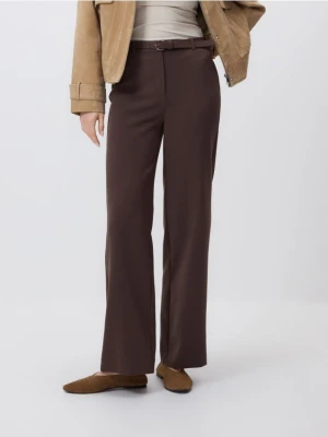 Reserved - Spodnie z paskiem - ciemnobrązowy