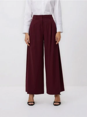 Reserved - Spodnie z szerokimi nogawkami - bordowy
