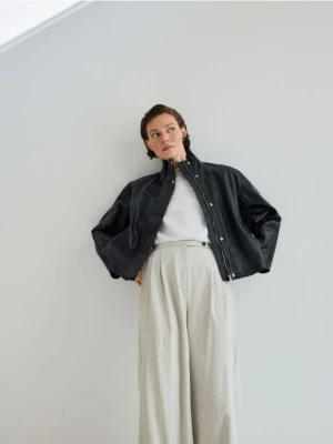 Reserved - Spodnie z szerokimi nogawkami - jasnoszary