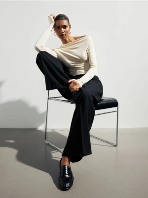 Reserved - Spodnie z wełną - czarny