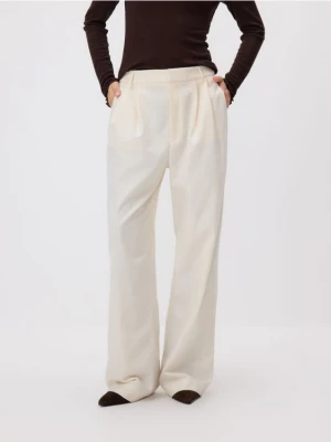 Reserved - Spodnie z zakładkami - złamana biel