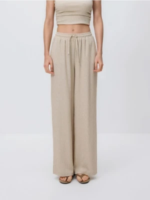 Reserved - Spodnie ze strukturalnej dzianiny - beżowy