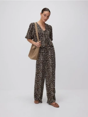 Reserved - Spodnie ze zwierzęcym wzorem - wielobarwny