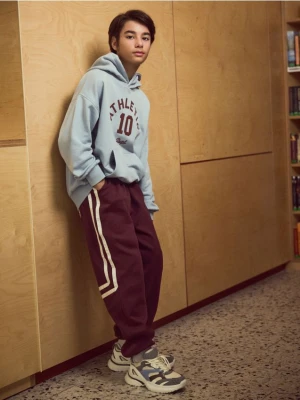 Reserved - Sportowe joggery baggy - bordowy