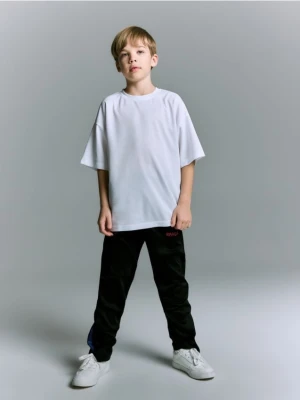 Reserved - Sportowy t-shirt - biały