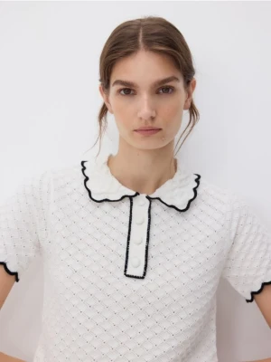 Reserved - Strukturalna bluzka z kołnierzykiem - kremowy