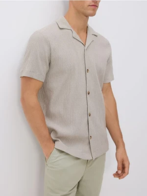 Reserved - Strukturalna koszula regular fit - beżowy