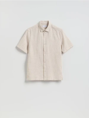 Reserved - Strukturalna koszula regular fit - beżowy