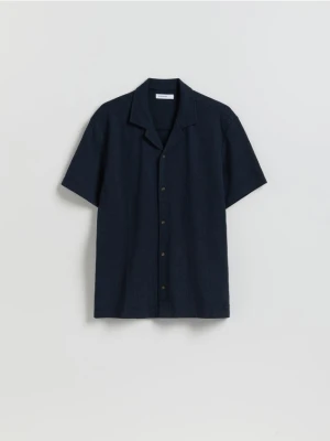 Reserved - Strukturalna koszula regular fit - granatowy