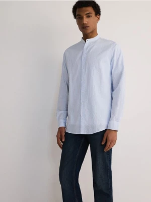 Reserved - Strukturalna koszula regular fit - jasnoniebieski