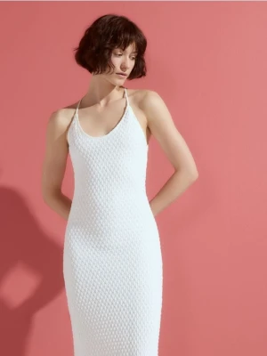 Zdjęcie produktu Reserved - Strukturalna sukienka - biały