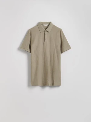 Reserved - Strukturalne polo regular fit - beżowy