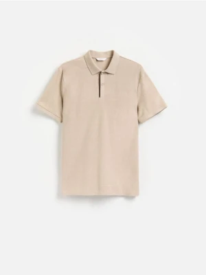 Reserved - Strukturalne polo regular fit - beżowy